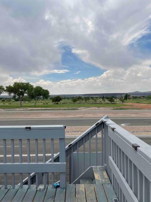 אלבוקרקי Comfy, Contemporary Quiet Retreat Vacation Home With Views מראה חיצוני תמונה